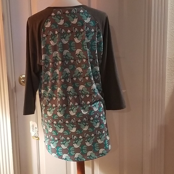 Top - Picture 3 of 3